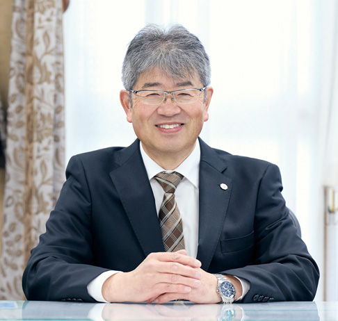 東北生活文化大学高等学校 校長 佐々木武弘の写真を紹介しています