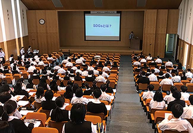 11月の行事イメージ画像を紹介しています