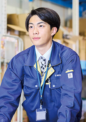 当校卒業生 松橋 幸斗さんの写真を紹介