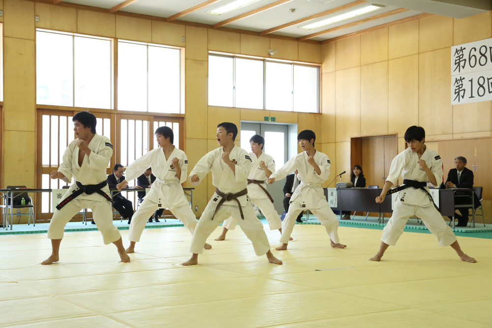 新人戦 少林寺拳法部 全国選抜大会出場 東北生活文化大学高等学校公式サイト